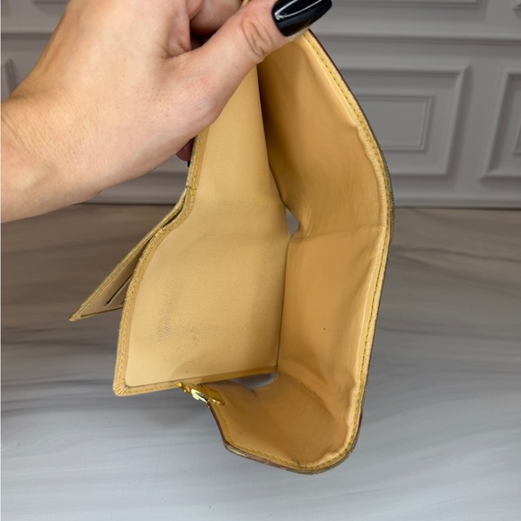 Louis Vuitton Murakami Koala Compact Wallet Monogram – With Box & Dust Bag - Picture 11 of 12